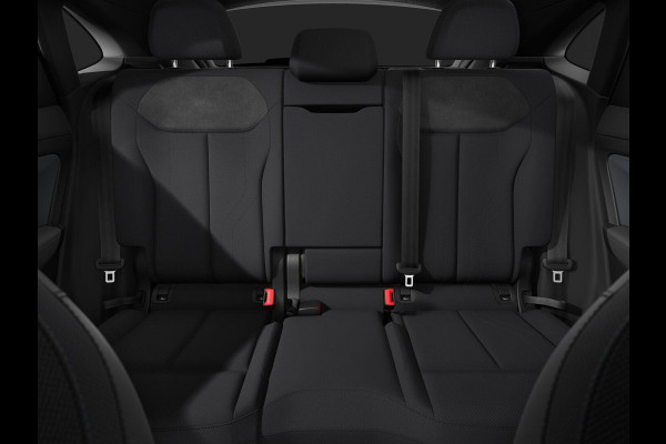 Audi Q3 Sportback 1.5 200kW e-hybrid S edition 272pk | Komt eind februari binnen | Parkeercamera | Keyless | Stoelverwarming