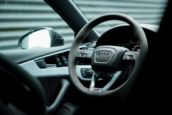 Audi RS5 Sportback 2.9 TFSI A5 quattro competition plus / Massage / Pano / 360 / Fabr. Garantie