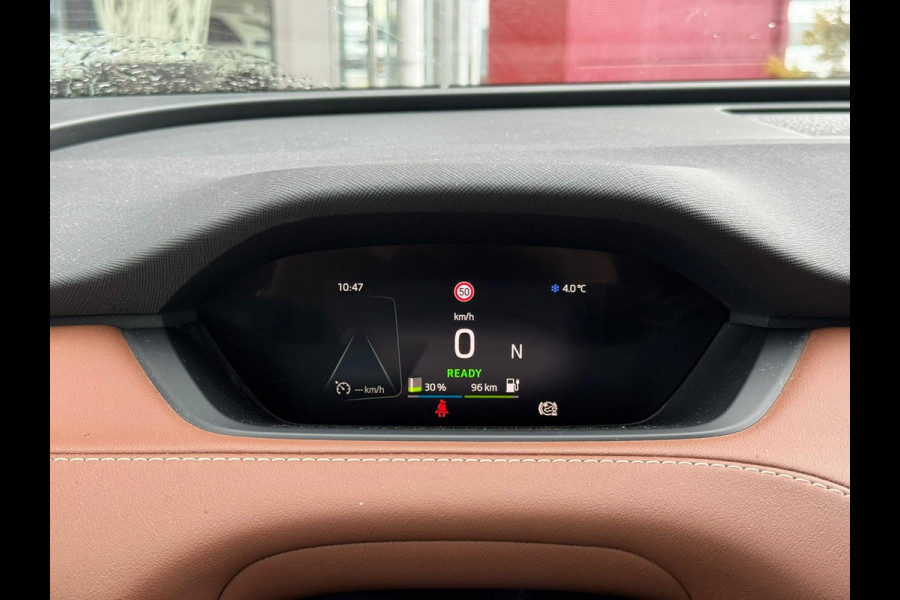 Škoda ENYAQ iV 80 | Pano | Trekhaak | Full leder | Stoel + stuurverw