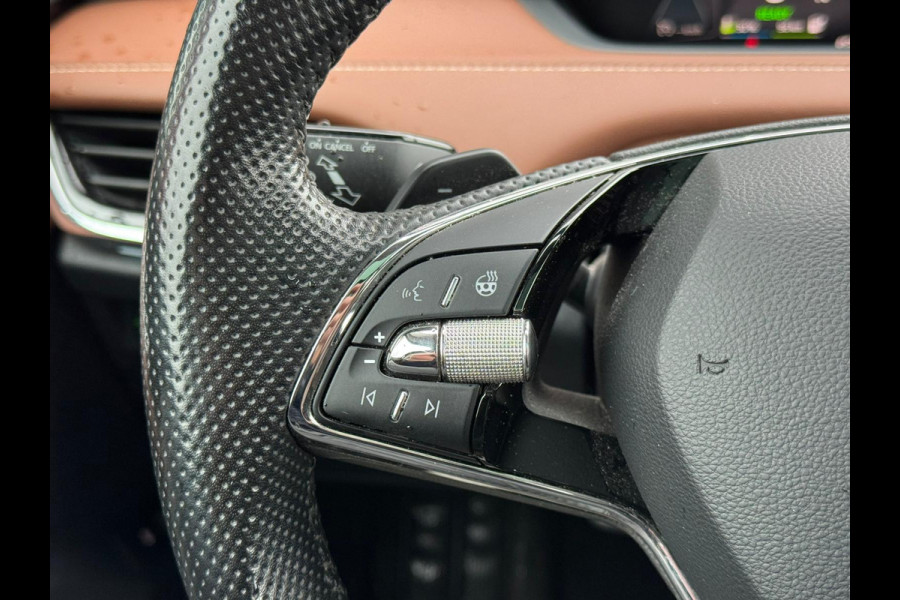 Škoda ENYAQ iV 80 | Pano | Trekhaak | Full leder | Stoel + stuurverw