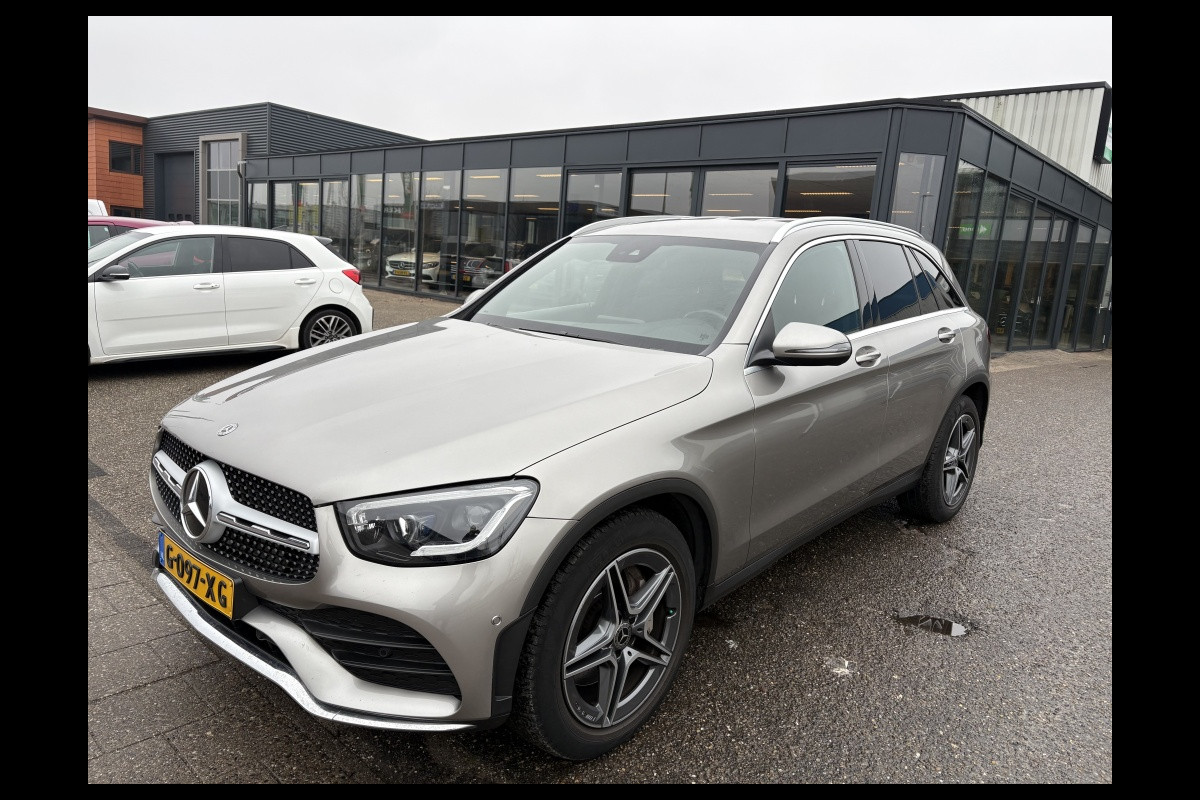 Mercedes-Benz GLC 200 Premium AMG-line