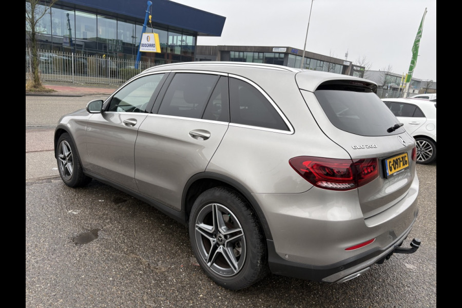 Mercedes-Benz GLC 200 Premium AMG-line
