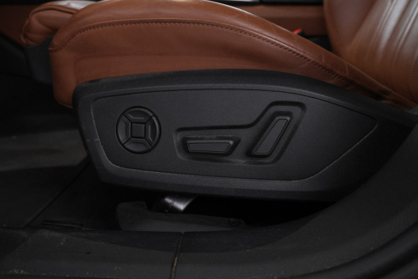 Audi A6 Avant 35 TDI Business edition automaat, panorama, climate,