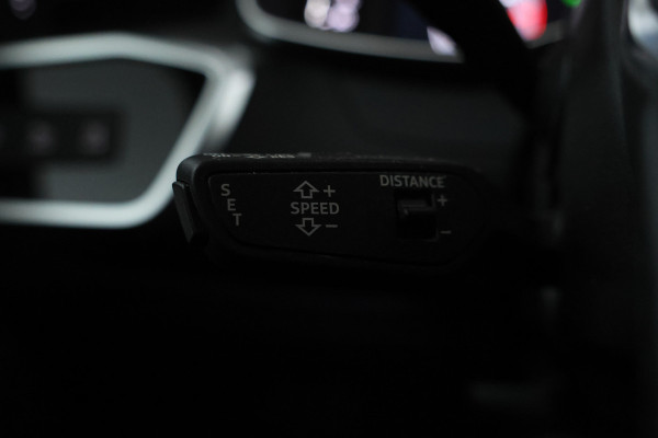 Audi A6 Avant 35 TDI Business edition automaat, panorama, climate,