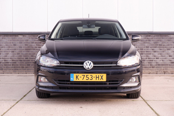 Volkswagen Polo 1.0 TSI Comfortline Business | Carplay | Camera | Virtual Cockpit | PDC | Navi