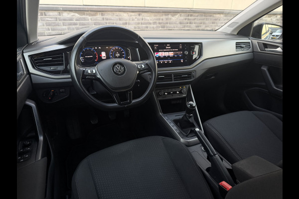 Volkswagen Polo 1.0 TSI Comfortline Business | Carplay | Camera | Virtual Cockpit | PDC | Navi