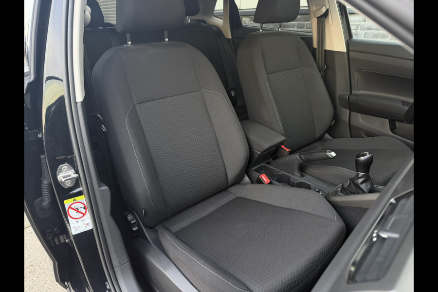 Volkswagen Polo 1.0 TSI Comfortline Business | Carplay | Camera | Virtual Cockpit | PDC | Navi