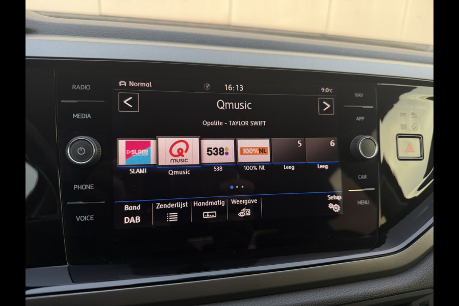 Volkswagen Polo 1.0 TSI Comfortline Business | Carplay | Camera | Virtual Cockpit | PDC | Navi