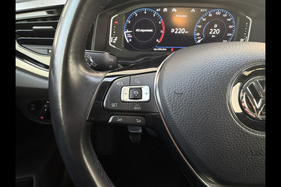 Volkswagen Polo 1.0 TSI Comfortline Business | Carplay | Camera | Virtual Cockpit | PDC | Navi