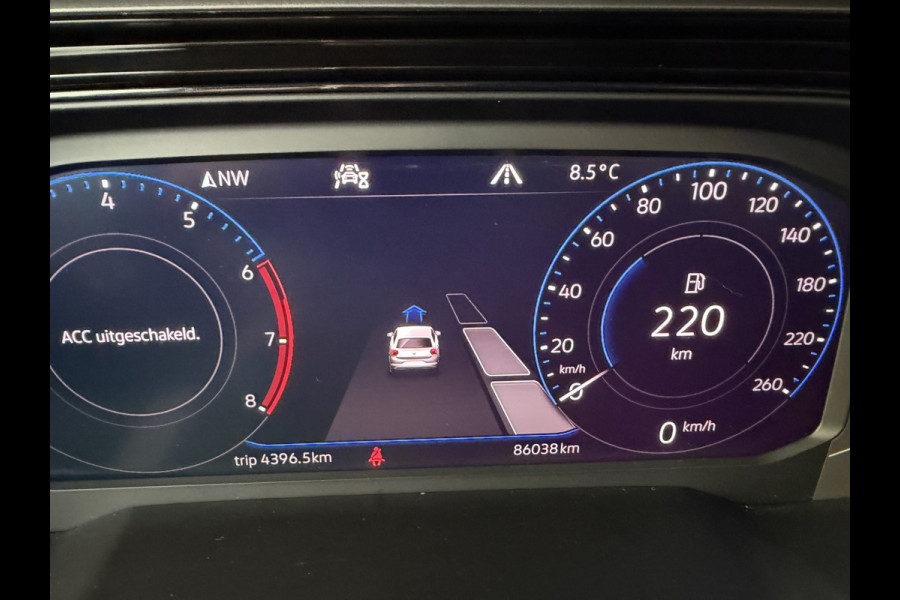 Volkswagen Polo 1.0 TSI Comfortline Business | Carplay | Camera | Virtual Cockpit | PDC | Navi