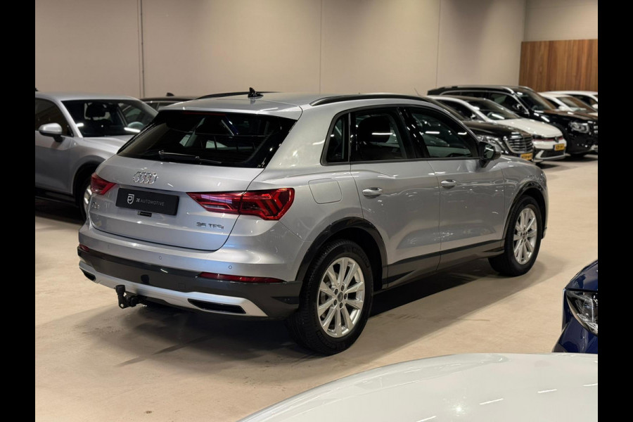 Audi Q3 35 TFSI 150PK Pro Line, S-Tronic, Virtual, Matrix, Apple Carplay, ACC, Blind Spot, Trekhaak, Voll Led, Voll Onderhouden