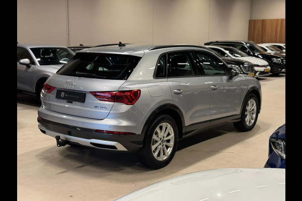 Audi Q3 35 TFSI 150PK Pro Line, S-Tronic, Virtual, Matrix, Apple Carplay, ACC, Blind Spot, Trekhaak, Voll Led, Voll Onderhouden