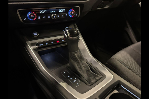 Audi Q3 35 TFSI 150PK Pro Line, S-Tronic, Virtual, Matrix, Apple Carplay, ACC, Blind Spot, Trekhaak, Voll Led, Voll Onderhouden