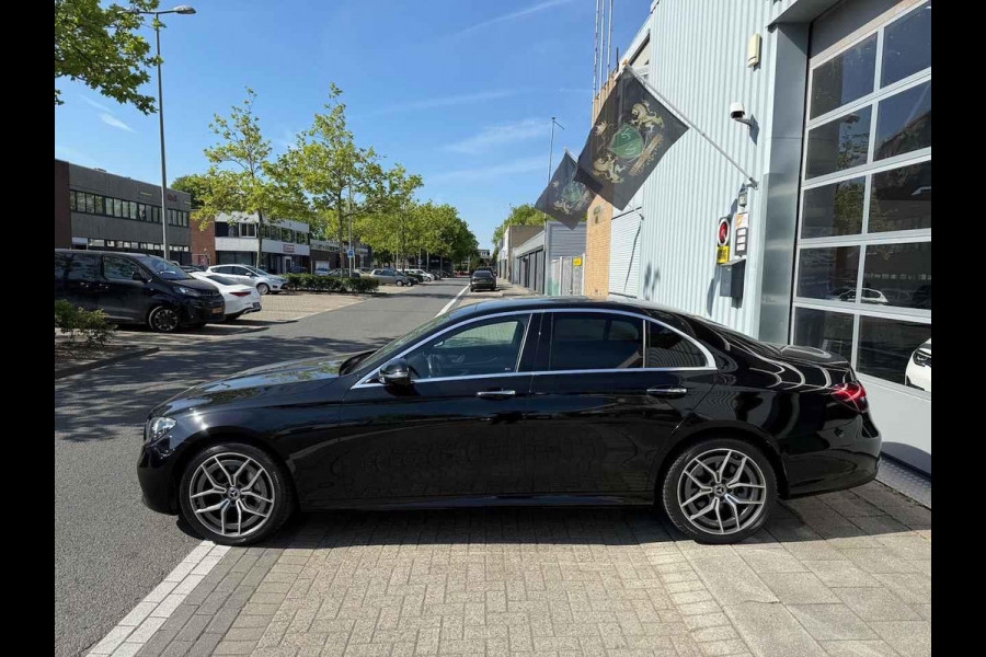 Mercedes-Benz E-Klasse 300 e AMG LEDER/NAVI/PANO/BURMESTER®