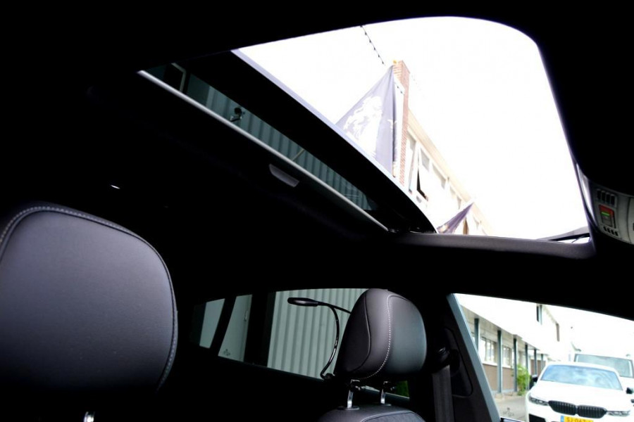 Volkswagen Arteon 2.0 TSI R-Line CAMERA/LMV18/NAVI/LEER/PANO