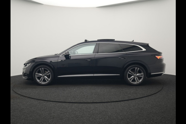 Volkswagen Arteon Shooting Brake 1.4 TSI eHybrid R-Line Business+ Plug In Hybrid 218pk Dealer O.H PHEV | Panodak | Trekhaak af Fabriek | Adaptive Cruise |  Lederen Sportstoelen Massage & Memory | 360 Camera | Head Up | Stuurverwarming | Virtual | BLIS |