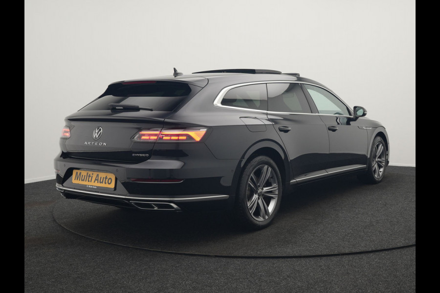 Volkswagen Arteon Shooting Brake 1.4 TSI eHybrid R-Line Business+ Plug In Hybrid 218pk Dealer O.H PHEV | Panodak | Trekhaak af Fabriek | Adaptive Cruise |  Lederen Sportstoelen Massage & Memory | 360 Camera | Head Up | Stuurverwarming | Virtual | BLIS |