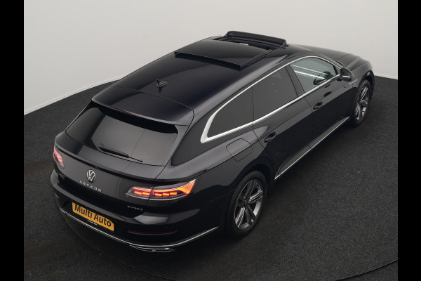 Volkswagen Arteon Shooting Brake 1.4 TSI eHybrid R-Line Business+ Plug In Hybrid 218pk Dealer O.H PHEV | Panodak | Trekhaak af Fabriek | Adaptive Cruise |  Lederen Sportstoelen Massage & Memory | 360 Camera | Head Up | Stuurverwarming | Virtual | BLIS |