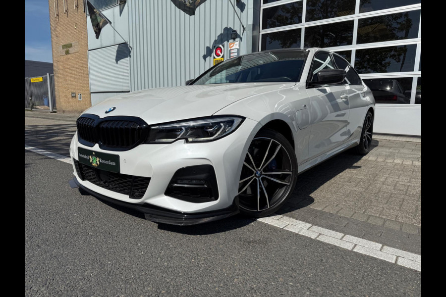 BMW 3-serie 330e High Executive M Performance CARBON/LASER
