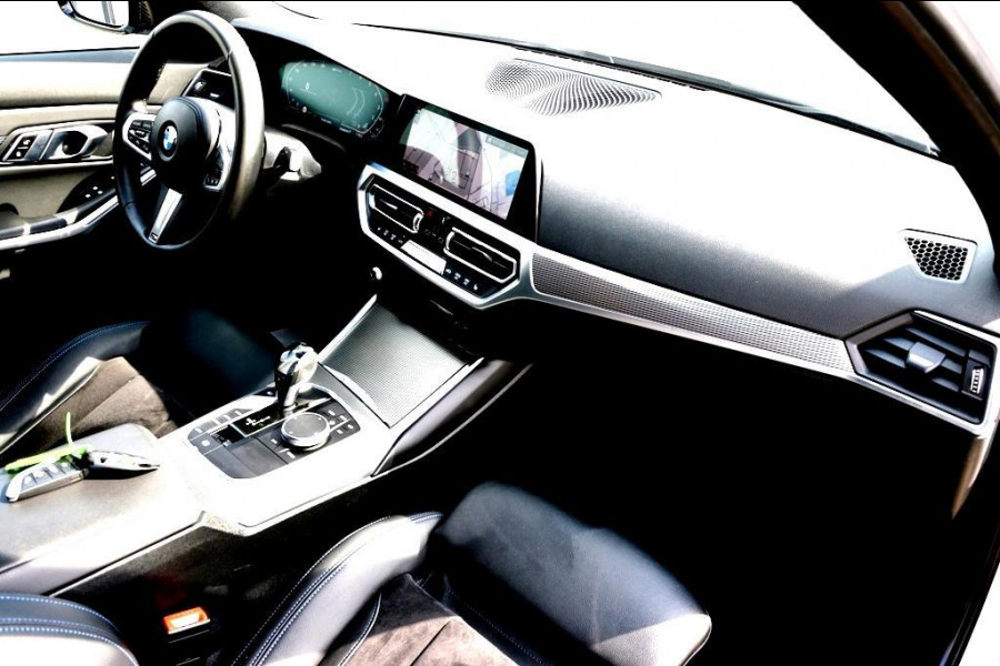 BMW 3-serie 330e High Executive M Performance CARBON/LASER