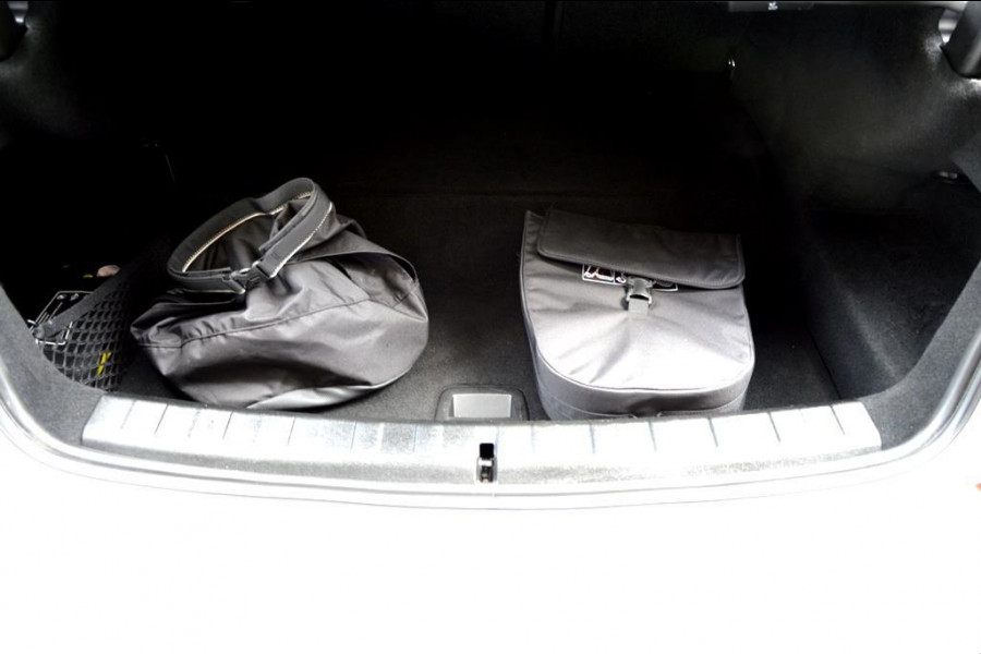 BMW 3-serie 330e High Executive M Performance CARBON/LASER