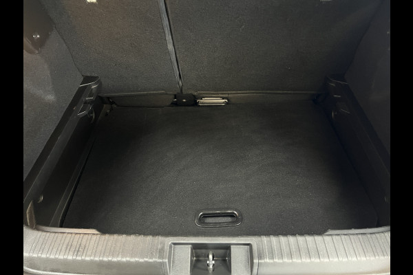 Renault Captur 1.3 TCe 140 R.S. Line | Groot 9,3" Navi | ACC | 360 | Stoel-Stuur-Voorruit verw | Blindspot | 100% Dealer onderhouden!