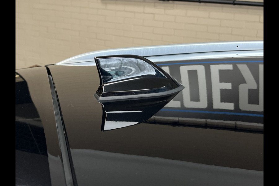 Renault Captur 1.3 TCe 140 R.S. Line | Groot 9,3" Navi | ACC | 360 | Stoel-Stuur-Voorruit verw | Blindspot | 100% Dealer onderhouden!