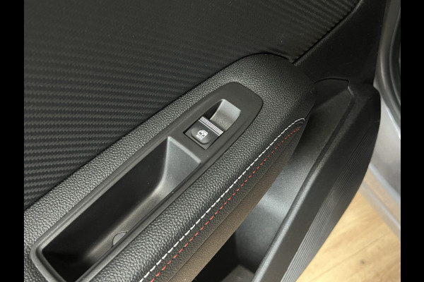 Renault Captur 1.3 TCe 140 R.S. Line | Groot 9,3" Navi | 18" | Stoelverwarming | Camera | Led | 100% Dealer onderhouden!