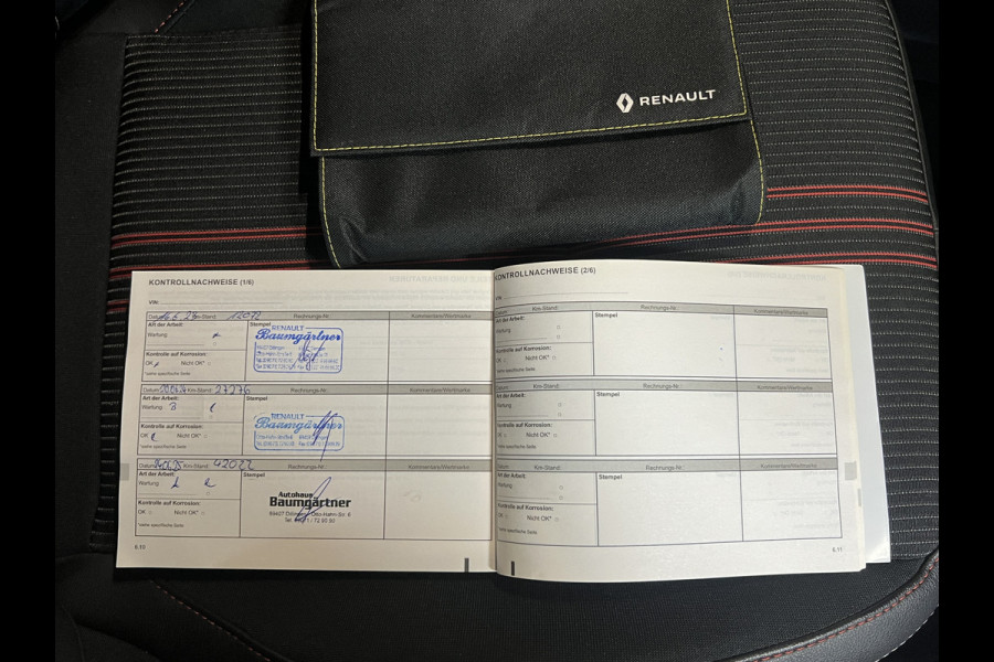 Renault Captur 1.3 TCe 140 R.S. Line | Groot 9,3" Navi | 18" | Stoelverwarming | Camera | Led | 100% Dealer onderhouden!