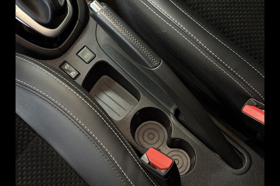 Renault Clio 1.2 TCe 120pk AUT Intens | Navi | Led | Camera | PDC V+A | 16" | Stoelverwarming | 100% Dealer onderhouden!