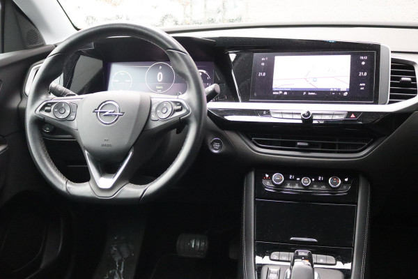 Opel Grandland X 1.6T. Plug in Hybrid/PHEV 4x4 300PK Elegance Leder-pack/Elegance-pack