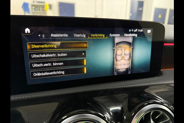 Mercedes-Benz A-Klasse AMG A35 4MATIC Premium Panoramadak, Burmester