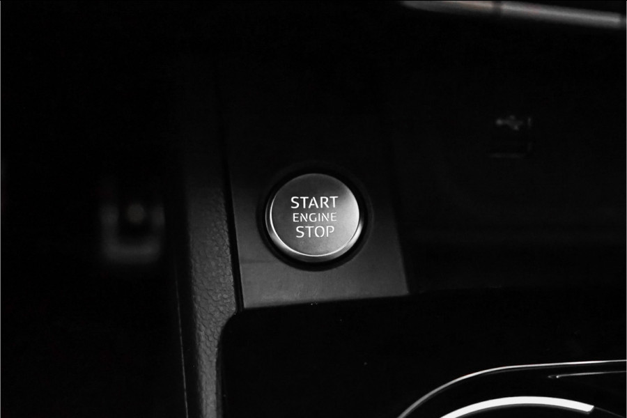 Audi A5 Sportback 35 TFSI S Edition Competition Pano Matrix Zwart Optiek 19"