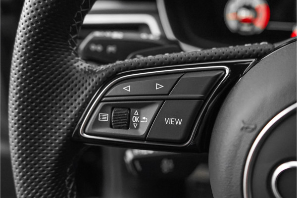 Audi A5 Sportback 35 TFSI S Edition Competition Pano Matrix Zwart Optiek 19"