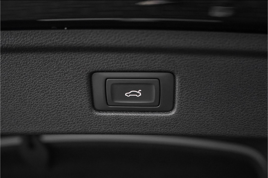 Audi A5 Sportback 35 TFSI S Edition Competition Pano Matrix Zwart Optiek 19"