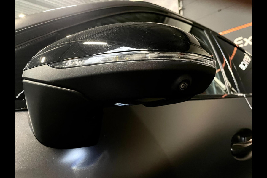 Mercedes-Benz GLC 300de 4MATIC AMG Line PANODAK HUD