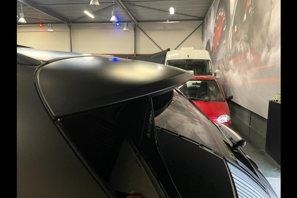 Mercedes-Benz GLC 300de 4MATIC AMG Line PANODAK HUD