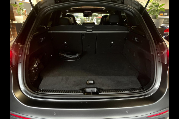 Mercedes-Benz GLC 300de 4MATIC AMG Line PANODAK HUD