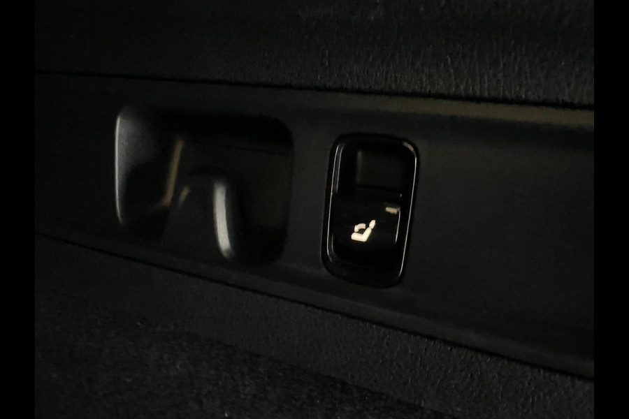 Mercedes-Benz GLC 300de 4MATIC AMG Line PANODAK HUD