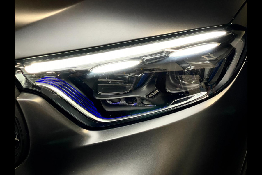 Mercedes-Benz GLC 300de 4MATIC AMG Line PANODAK HUD