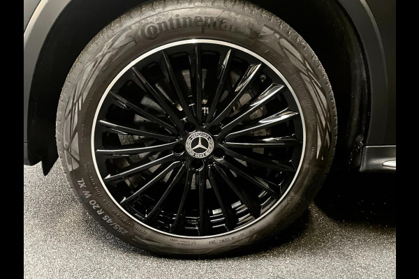 Mercedes-Benz GLC 300de 4MATIC AMG Line PANODAK HUD