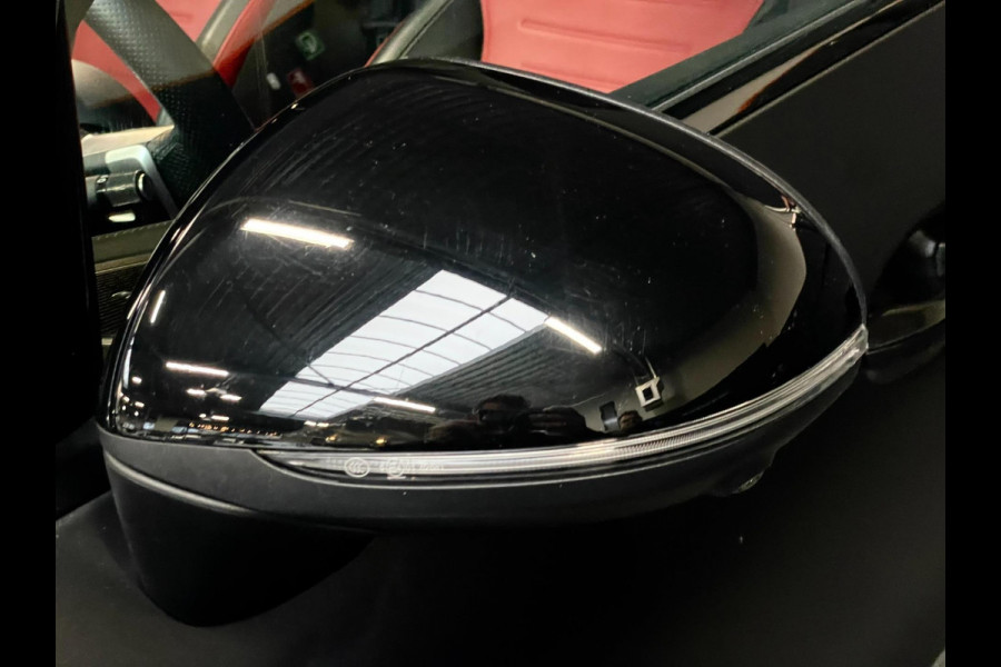 Mercedes-Benz GLC 300de 4MATIC AMG Line PANODAK HUD