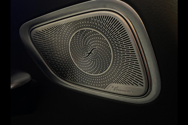 Mercedes-Benz GLC 300de 4MATIC AMG Line PANODAK HUD