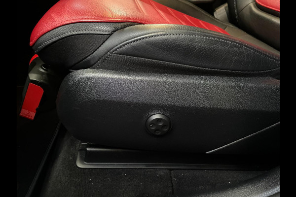 Mercedes-Benz GLC 300de 4MATIC AMG Line PANODAK HUD