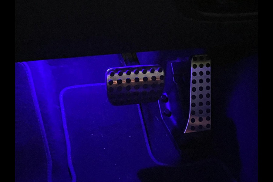 Mercedes-Benz GLC 300de 4MATIC AMG Line PANODAK HUD