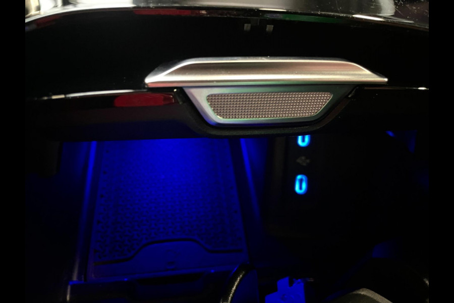 Mercedes-Benz GLC 300de 4MATIC AMG Line PANODAK HUD