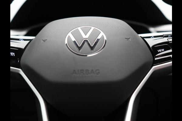 Volkswagen Arteon Shooting Brake 1.4 TSI eHybrid R-Line Business+ Plug In Hybrid 218pk Dealer O.H PHEV | Panodak | Trekhaak af Fabriek | Adaptive Cruise |  Lederen Sportstoelen Massage & Memory | 360 Camera | Head Up | Stuurverwarming | Virtual | BLIS |
