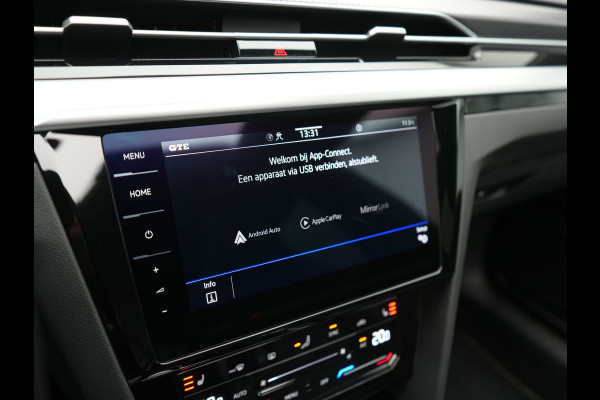 Volkswagen Arteon Shooting Brake 1.4 TSI eHybrid R-Line Business+ Plug In Hybrid 218pk Dealer O.H PHEV | Panodak | Trekhaak af Fabriek | Adaptive Cruise |  Lederen Sportstoelen Massage & Memory | 360 Camera | Head Up | Stuurverwarming | Virtual | BLIS |