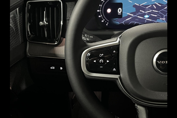 Volvo XC90 2.0 T8 Plug-in hybrid AWD Ultra Dark Luchtvering | Massage | Bowers & Wilkins | Trekhaak | Adapt. Cruise | Stoelventilatie | 22" wielen | 360 camera | Head-up