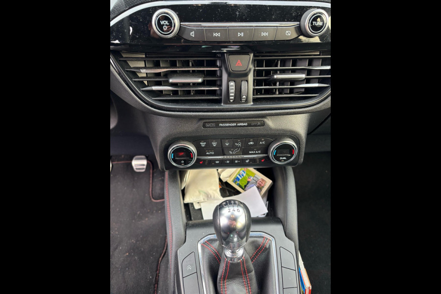 Ford Kuga 1.5 EcoBoost ST-Line X 150pk | Afneembare Trekhaak | Winterpack | B&O Audio | 1.800kg Trekgewicht |